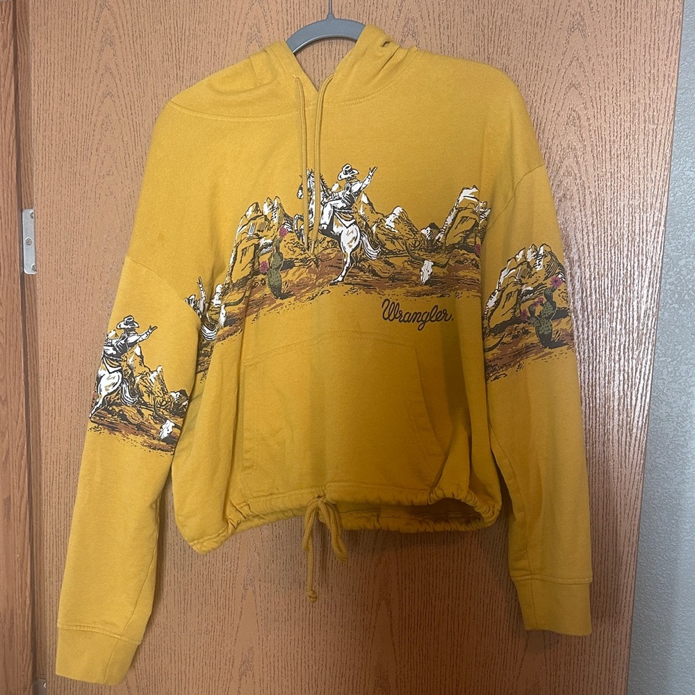 Wrangler Yellow Graphic Hoodie Sweater